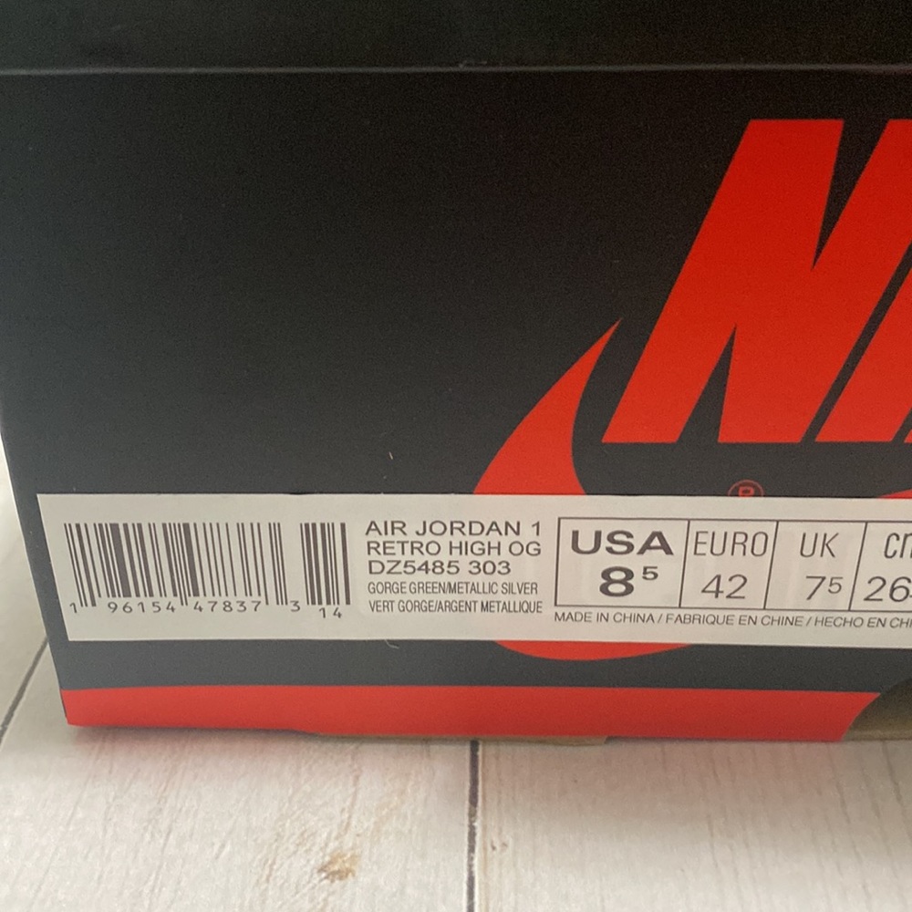 AIR JORDAN 1 HIGH OG MENS GREEN GORGE - Picture 5 of 6